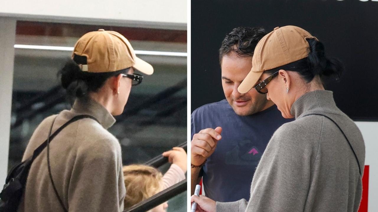 Katy Perry Spotted: Aussie Shopping Spree