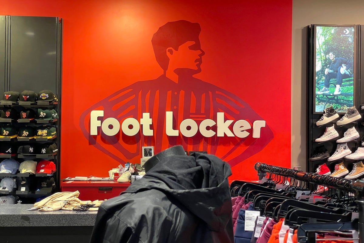 Foot Locker Security Guard Faces Groping Lawsuit