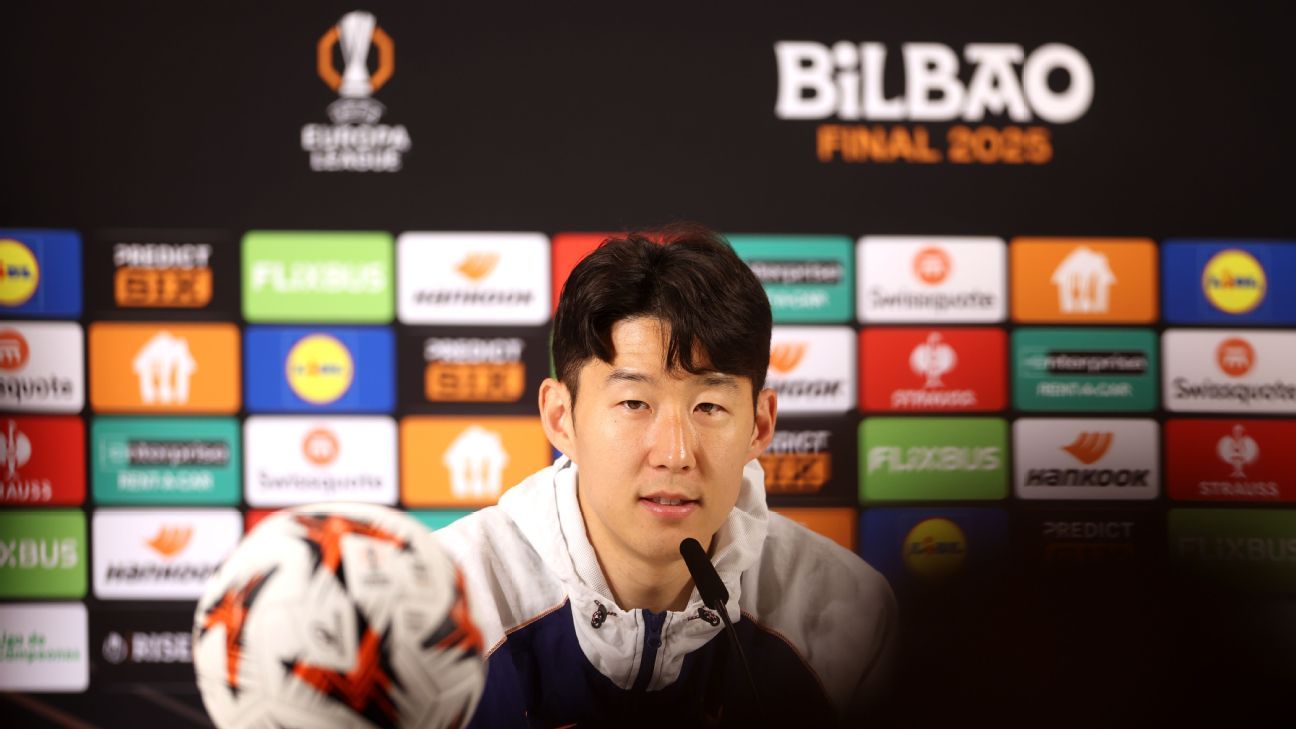 Kane: Spurs' Biggest Fan In UEL Final