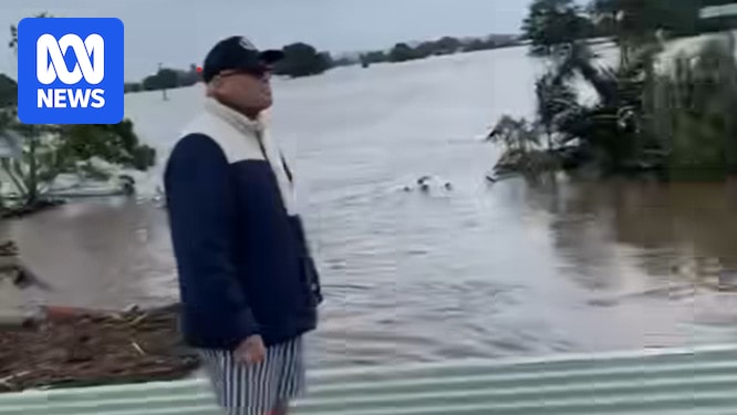 Taree Flood: Family's Rooftop Rescue